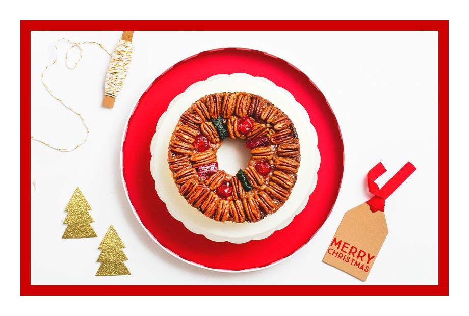 Holiday Sweet Tooth Traditions DeLuxe Fruitcake